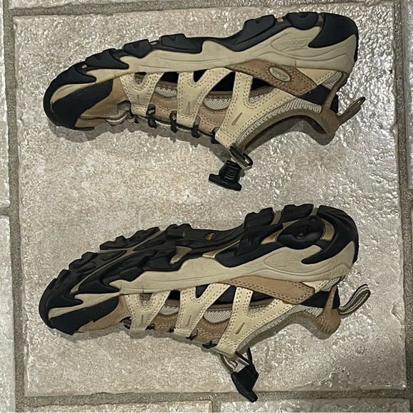 Cabela’s Men/Women’s Running Walking Hiking Shoey - Picture 5 of 10